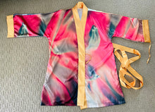 Load image into Gallery viewer, WAIKIKI, HONOLULU,  HAWAII SUNSET KIMONO