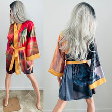 Load image into Gallery viewer, WAIKIKI, HONOLULU,  HAWAII SUNSET KIMONO