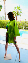 Load image into Gallery viewer, SYDNEY, NSW, AUSTRALIA - LORIKEET KIMONO