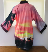 Load image into Gallery viewer, PALM SPRINGS SUNSET, CALIFORNIA KIMONO