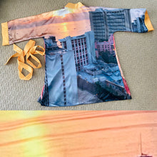 Load image into Gallery viewer, WAIKIKI, HONOLULU,  HAWAII SUNSET KIMONO